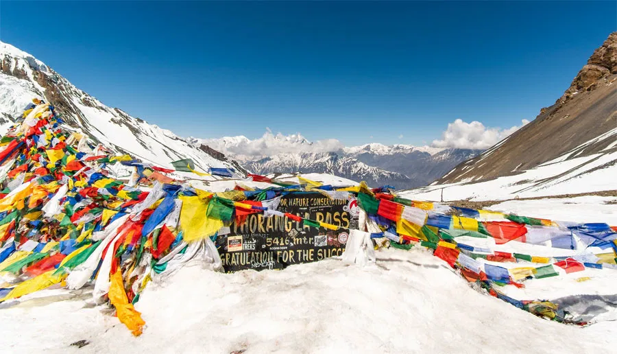 thorong la pass trek 14 days