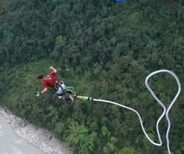 Bungee Jumping Nepal | Trailblazers Nepal travelers enjoying bunge with beautiful view in nepal