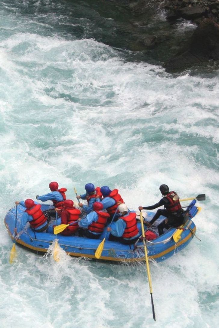 River Rafting Nepal | Trailblazers Nepal travelers doing rafting in river